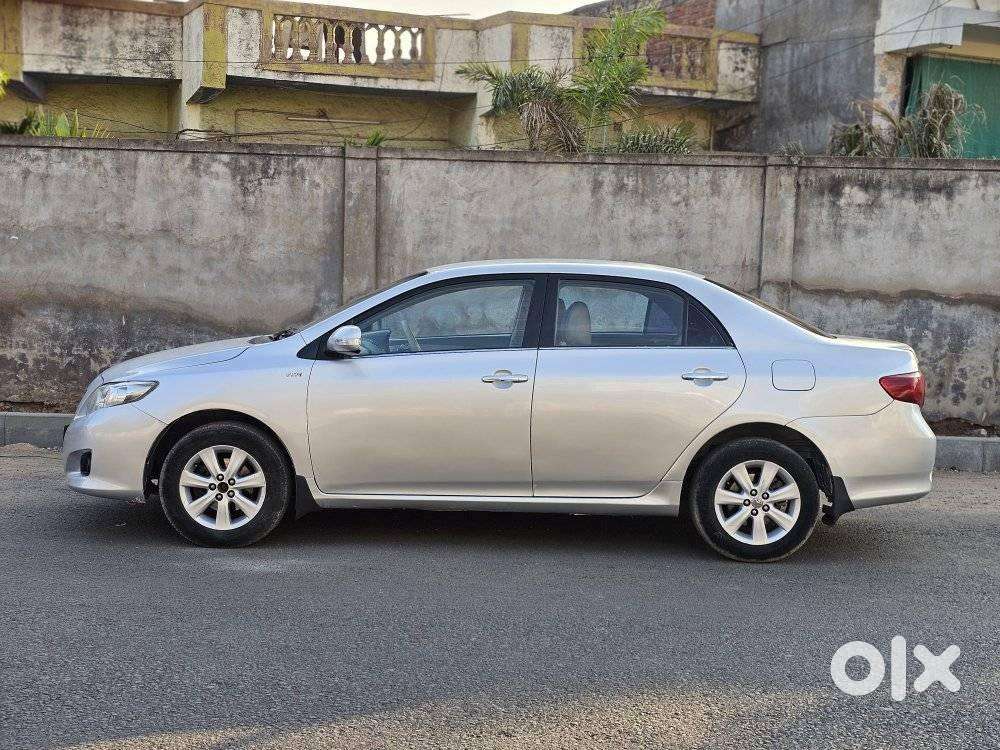 Toyota Corolla Altis 1.8 G Cng, 2010, Cng & Hybrids