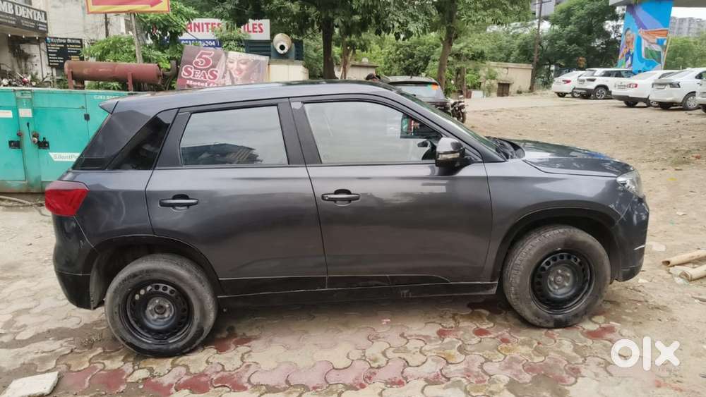 Maruti Brezza Lxi 2021