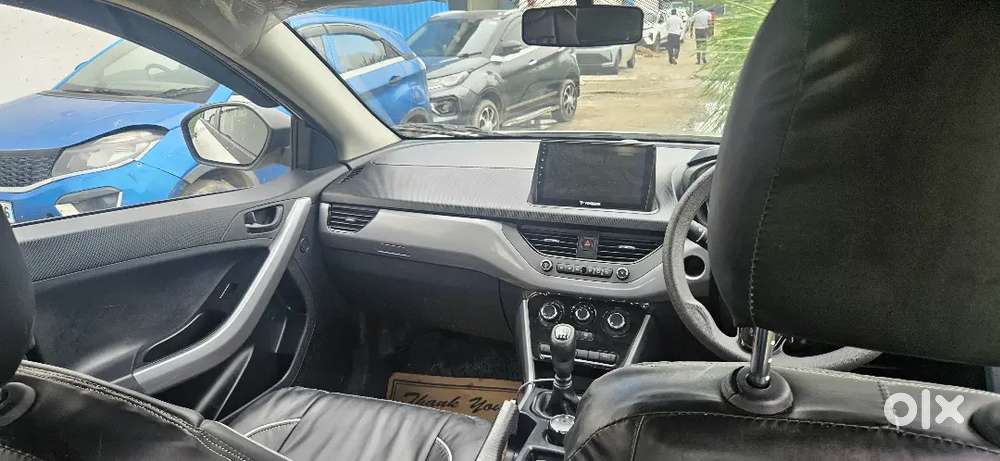 Tata Nexon Petrol Manual For Sale. 
Model Year: 2023
Variant: Xm
Km Dr
