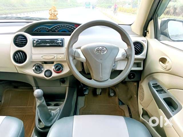 Toyota Etios Liva 2014-2016 G, 2015, Petrol