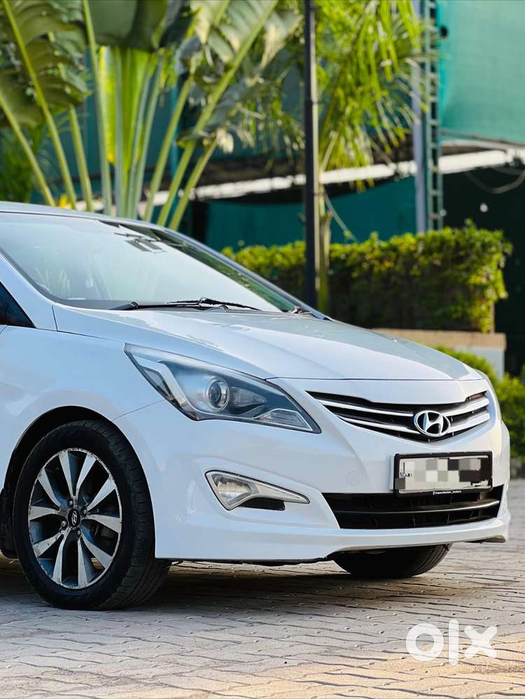 Hyundai Verna 1.6 Vtvt Sx, 2015, Petrol