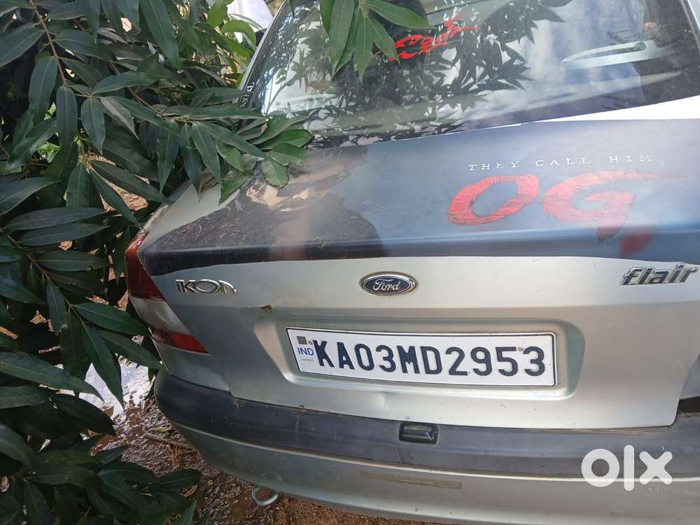 Ford Ikon 2005