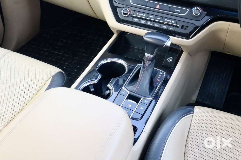 Kia Carnival Limousine, 2020, Diesel