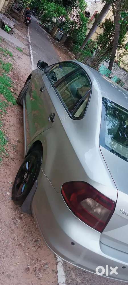 Skoda Rapid 2014 November.