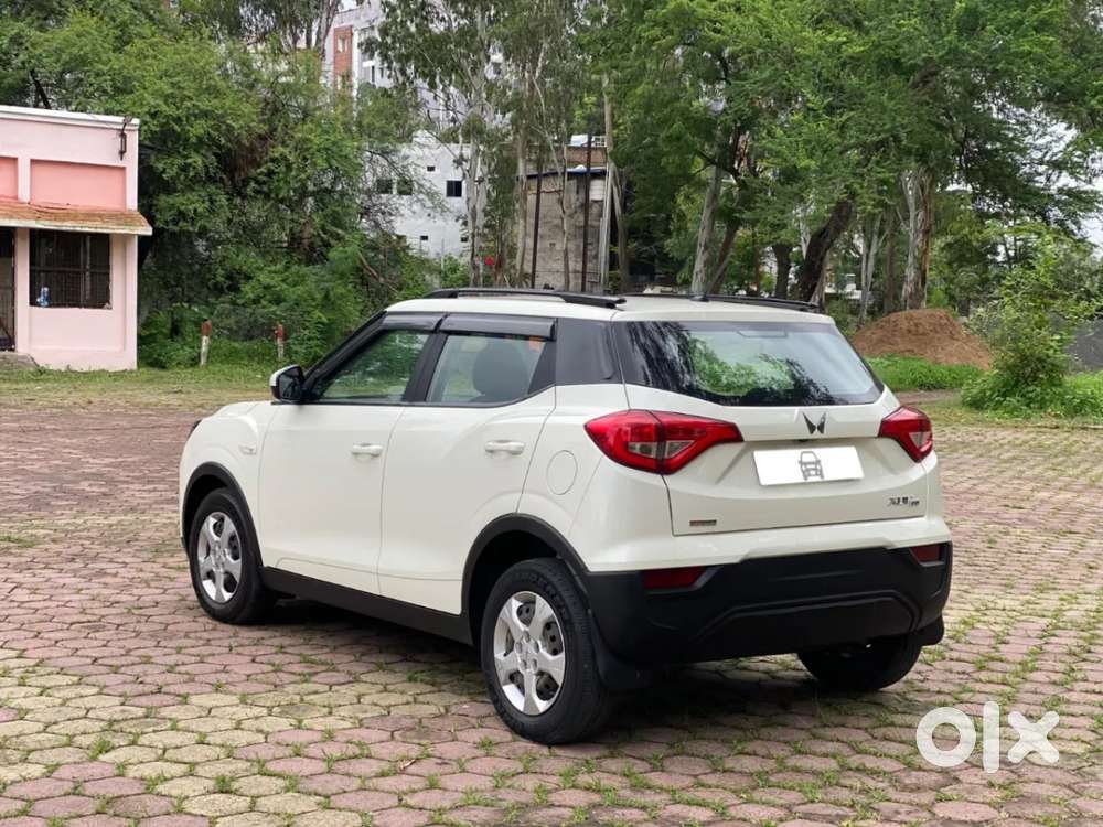Mahindra Xuv300 W6 Amt Diesel, 2023, Diesel