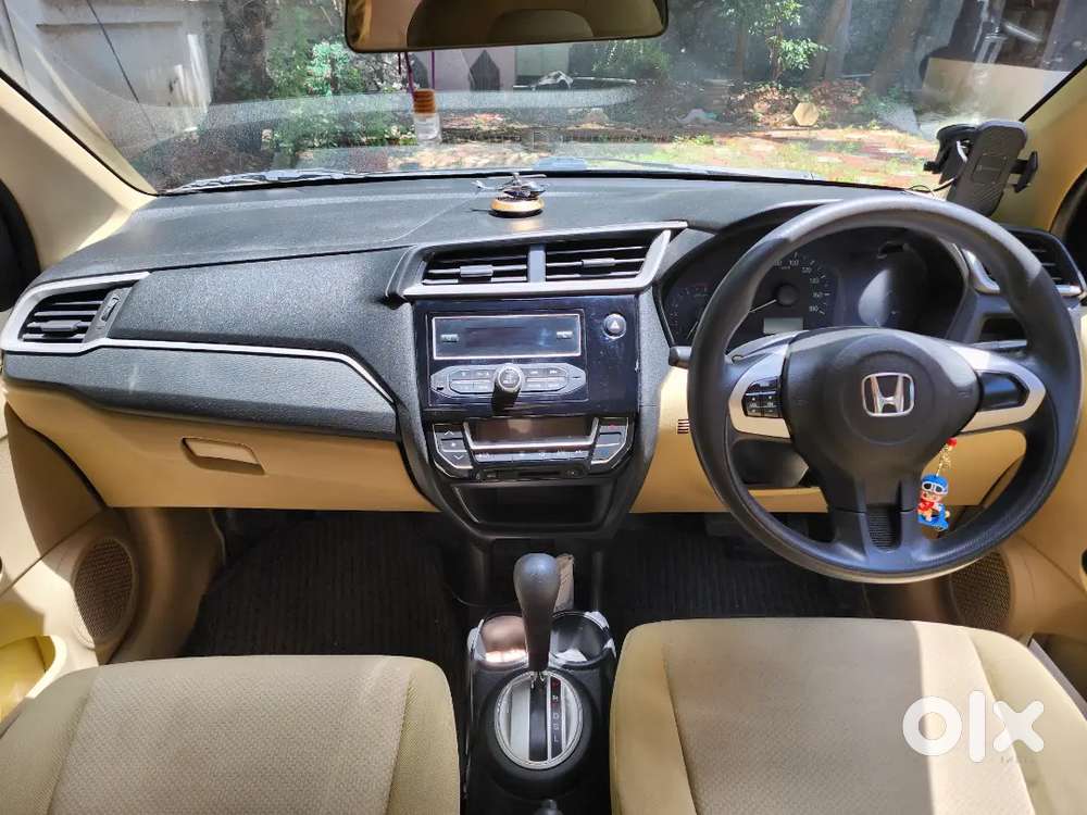 Honda Amaze 2017 Petrol Automatic Well Maintained
