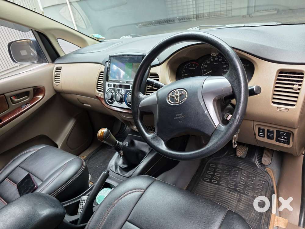 Toyota Innova 2.5 G (diesel) 8 Seater, 2015, Diesel