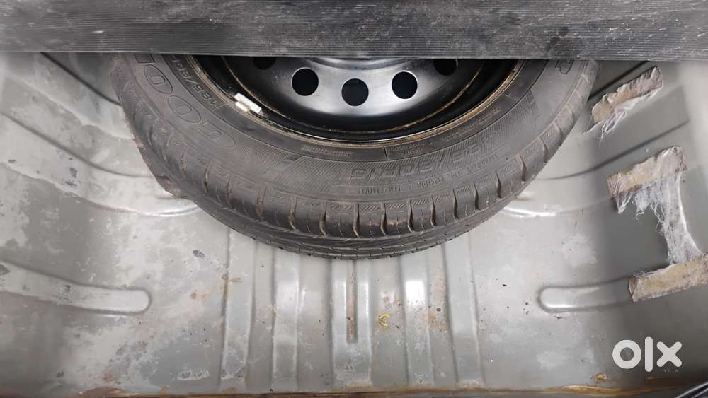 Toyota Etios V, 2012, Petrol