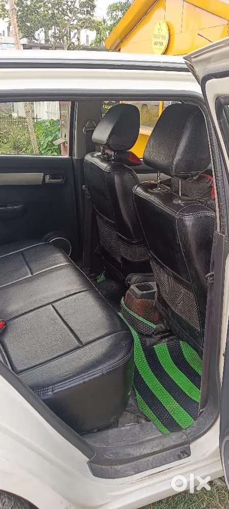 Maruti Suzuki Swift 2011 Diesel 65800 Km Driven
