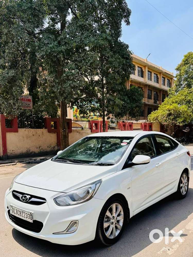 Hyundai Verna Vtvt 1.6 Sx, 2012, Petrol