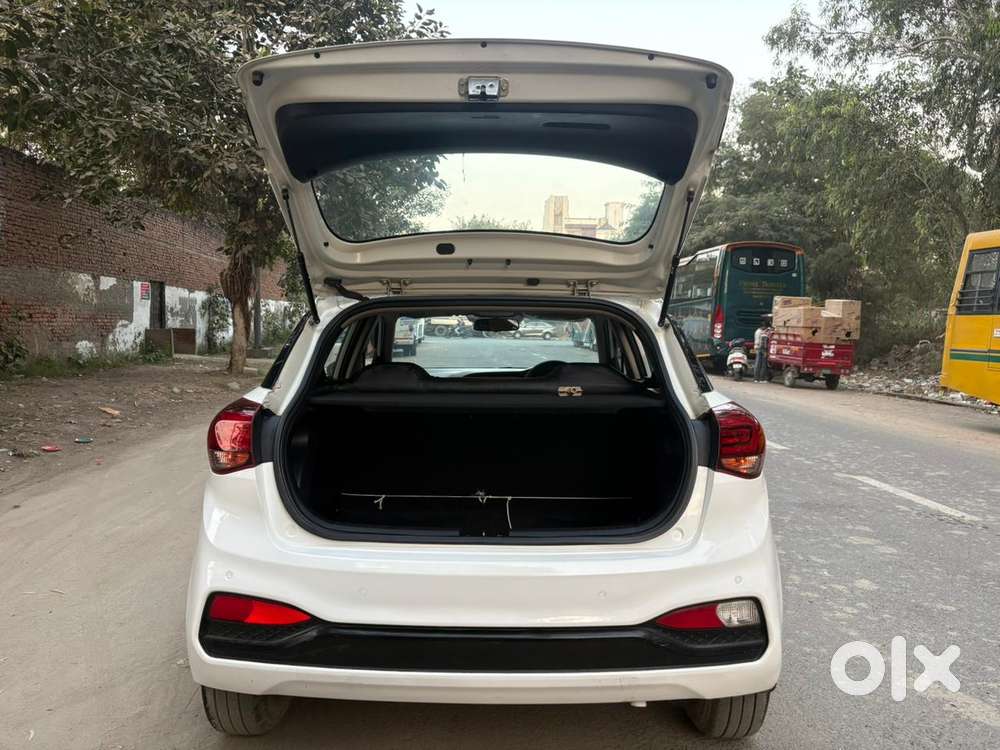 Hyundai I20 1.4 Magna Executive, 2020, Petrol