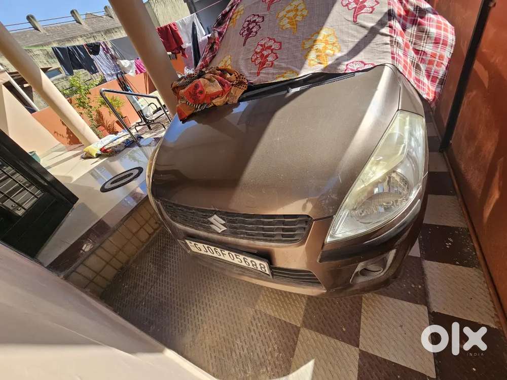 Maruti Suzuki Ertiga 2013 Diesel 68496 Km Driven