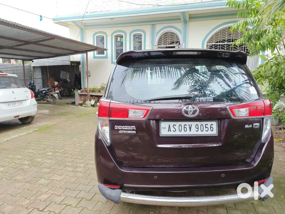 Toyota Innova Crysta 2018 Variant
