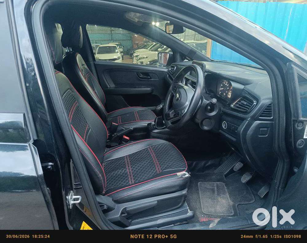 Tata Altroz 1.2 Xt Dark Edition Petrol, 2022, Petrol