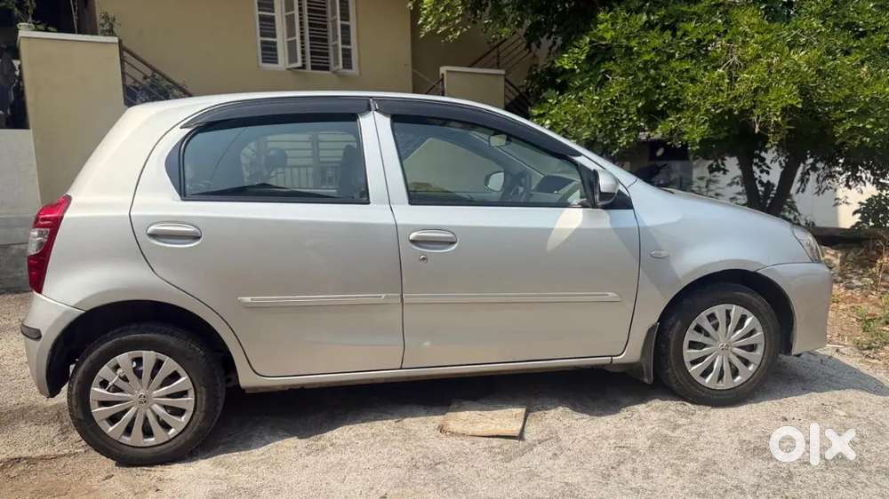 Toyota Etios Liva 2015 Diesel Well Maintained