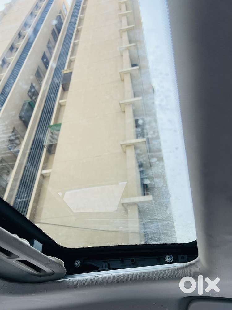 Tata Nexon Amt Xza Plus, 2022, Cng & Hybrids