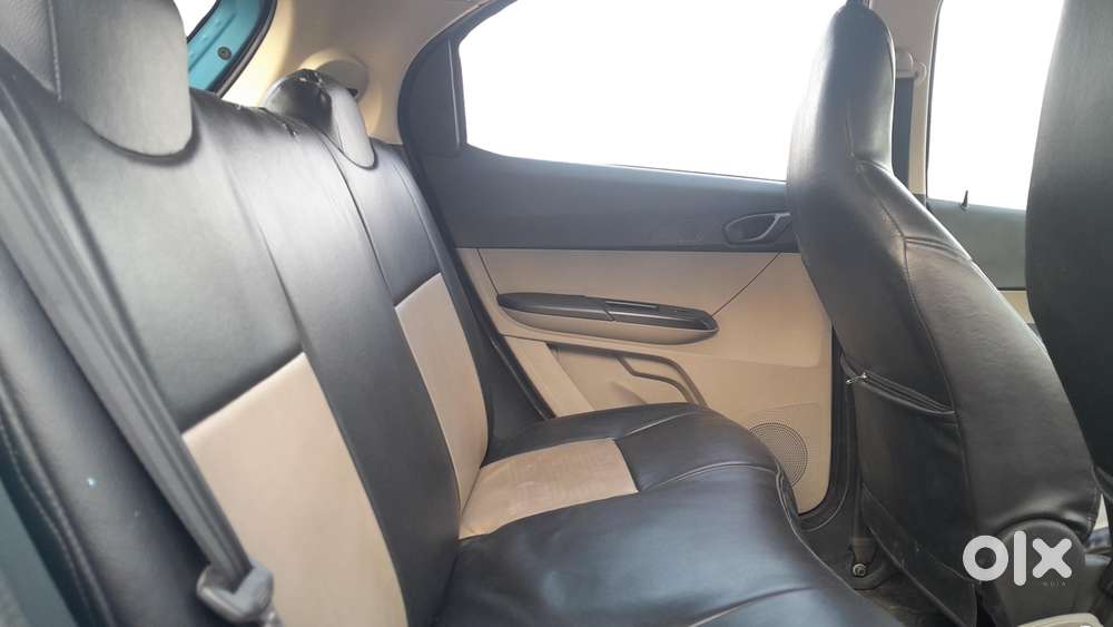 Tata Tiago 1.2 Revotron Xm, 2016, Petrol