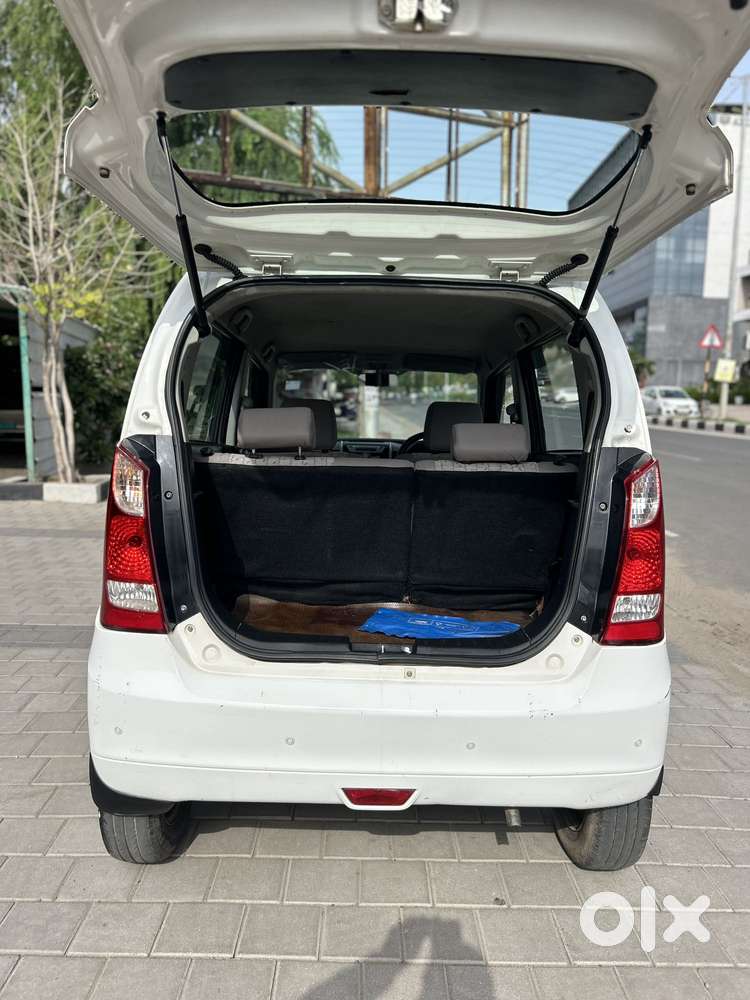 Maruti Suzuki Wagon R Vxi 1.0, 2016, Petrol