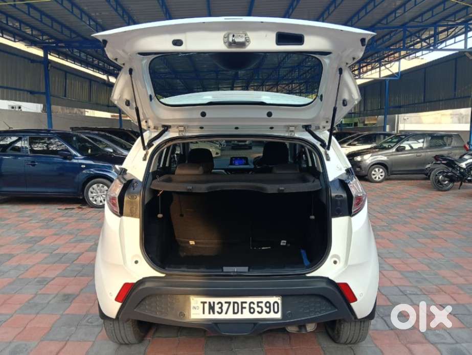 Tata Nexon 1.2 Revotron Xza Plus, 2019, Petrol