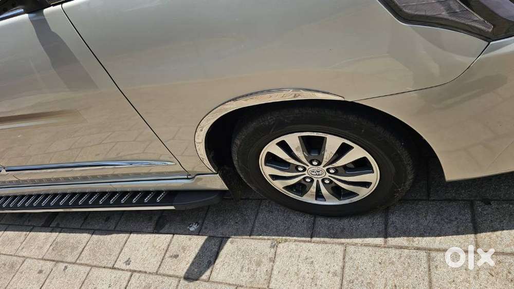 Toyota Innova 2.5 Vx 7 Seater Bs Iv, 2016, Diesel