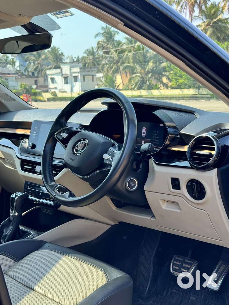 Skoda Slavia 1.5 Tsi Style At, 2022, Petrol