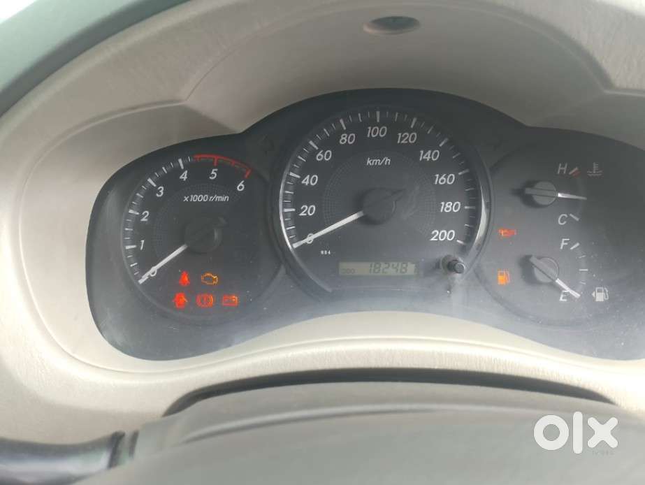 Toyota Innova 2.5 G (diesel) 8 Seater Bs Iv, 2012