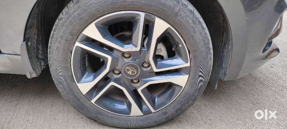Tata Tiago Xza 2020 Petrol 5861 Km Grey Special Edition New Companycar