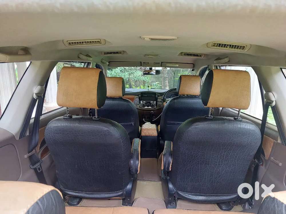 Toyota Innova 2015 Diesel 165000 Km Driven
