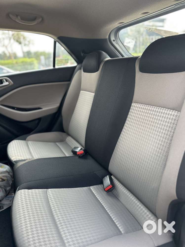 Hyundai I20 1.2 Sportz (o), 2019, Cng & Hybrids