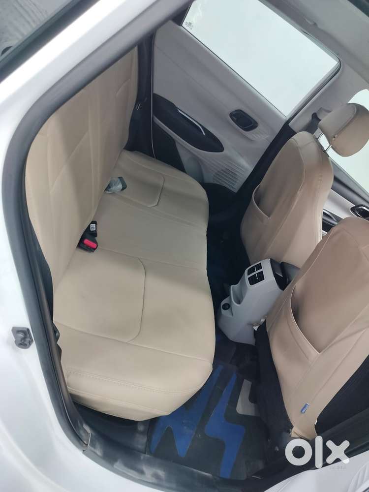 Hyundai I20 Asta (o) 1.2 Ivt, 2023, Petrol