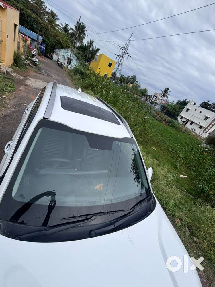 Kia Sonet Petrol Automatic 2021
