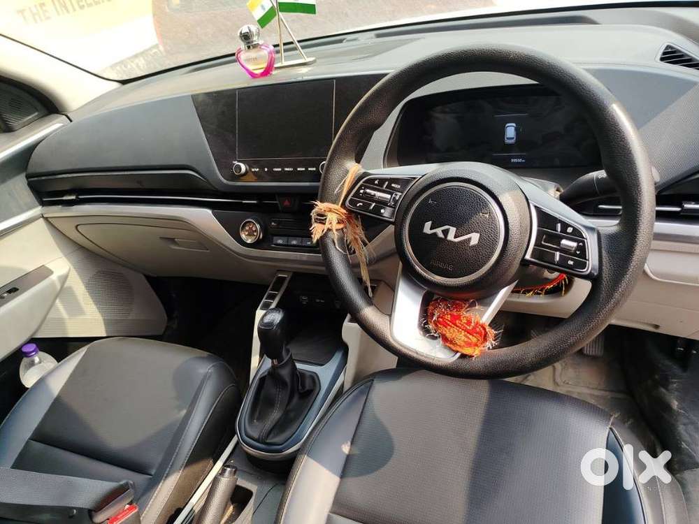 Kia Carens 1.5 Premium 7 Str, 2025, Petrol