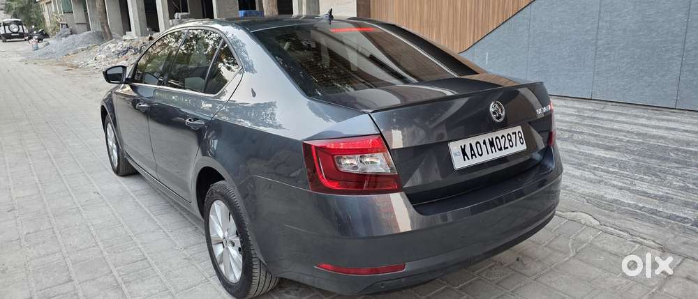 Skoda Octavia 2013-2017 Style Plus 1.8 Tsi At, 2017, Petrol