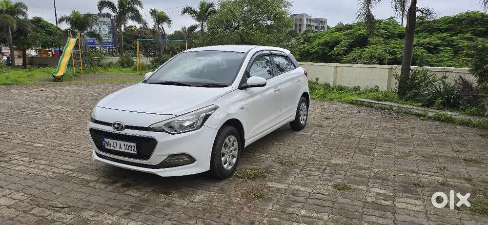 Hyundai I20 Magna Petrol 2015