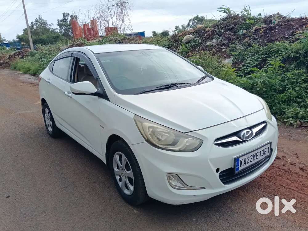 Hyundai Verna 1.4 E 2012