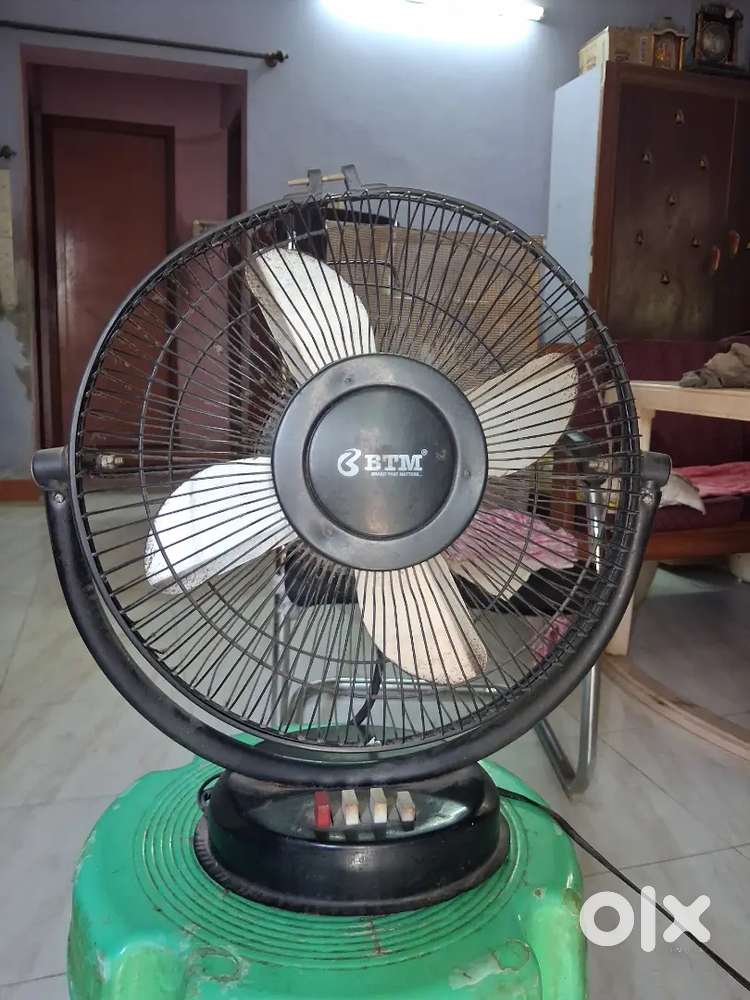 Hi speed 4 blade table fan