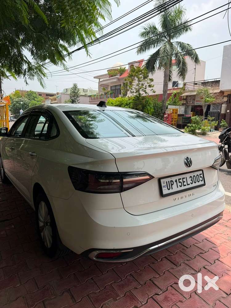 Volkswagen Virtus Petrol 23000 Km Driven