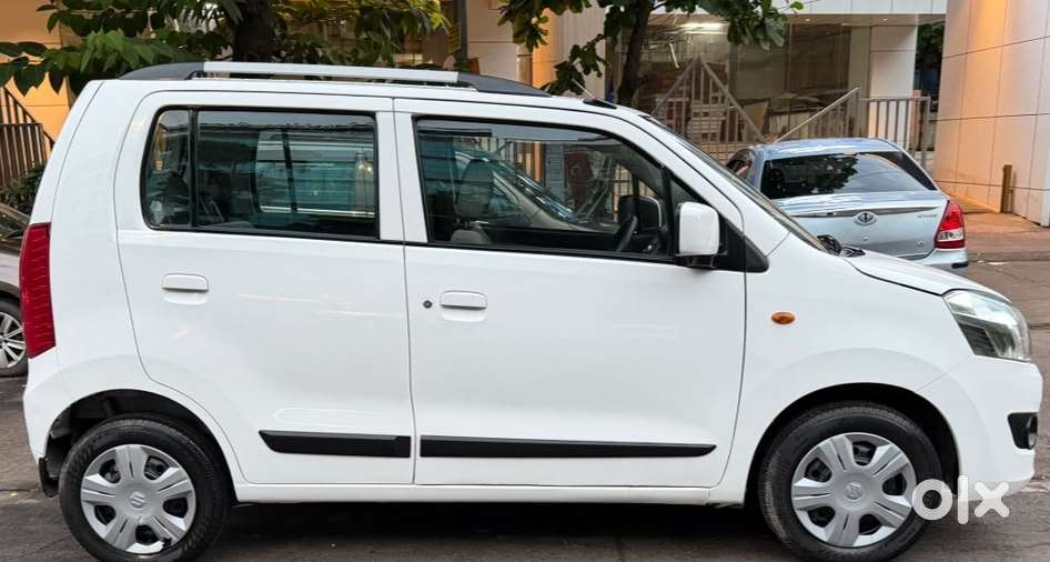 Maruti Suzuki Wagon R 1.0 Vxi Amt, 2016, Petrol