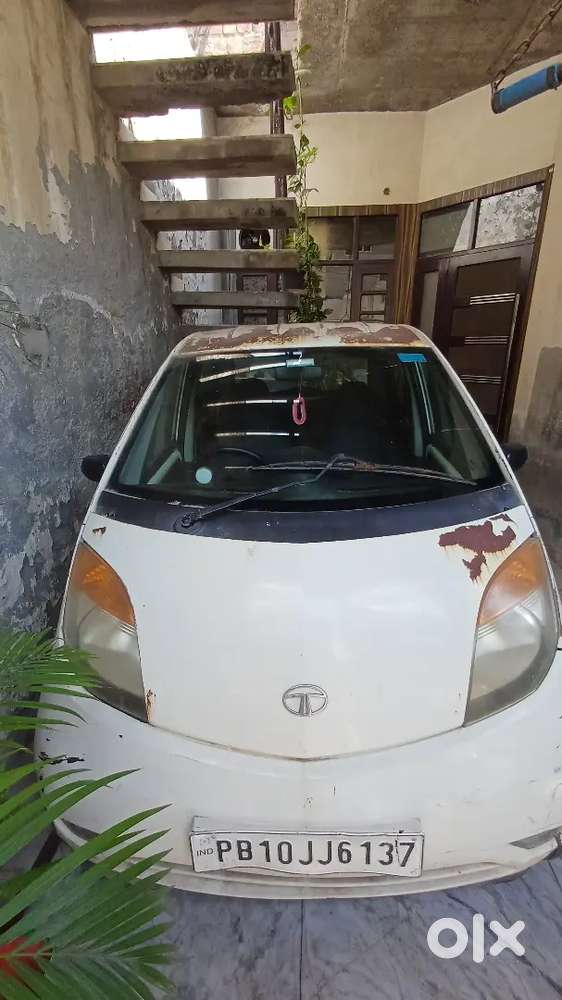 Tata Nano White