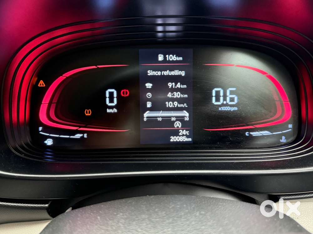Hyundai Venue Petrol Manual 2023