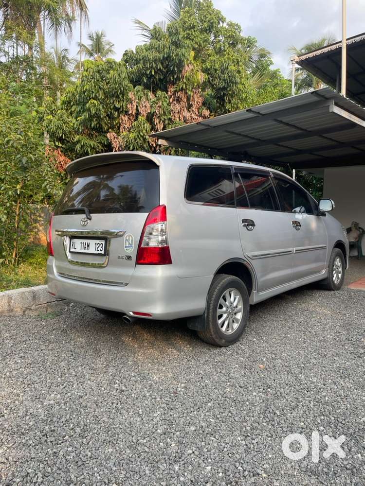 Toyota Innova 2012 Manual