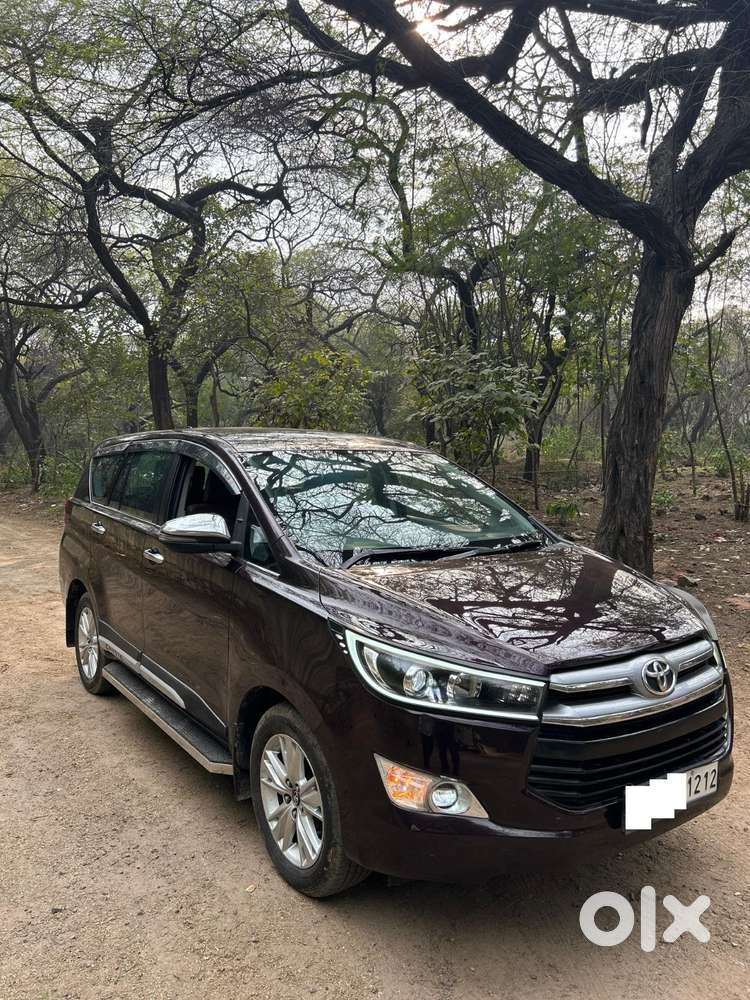 Toyota Innova Crysta 2.8 Zx At 7 Seater, 2018, Diesel