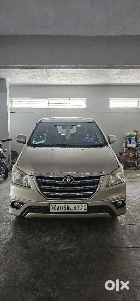 Toyota Innova 2013 Diesel Well Maintained