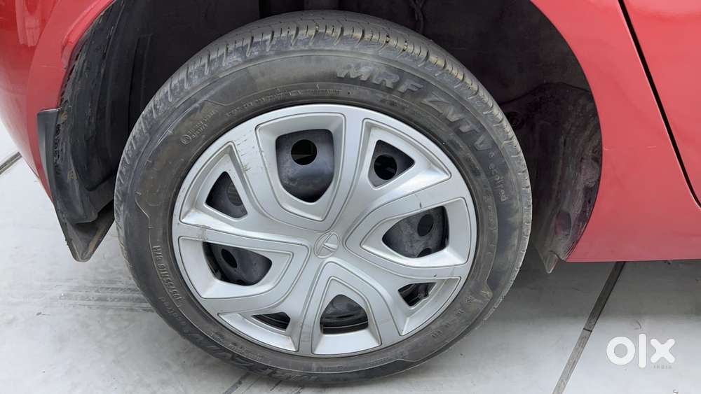Tata Altroz 1.2 Xt, 2022, Petrol