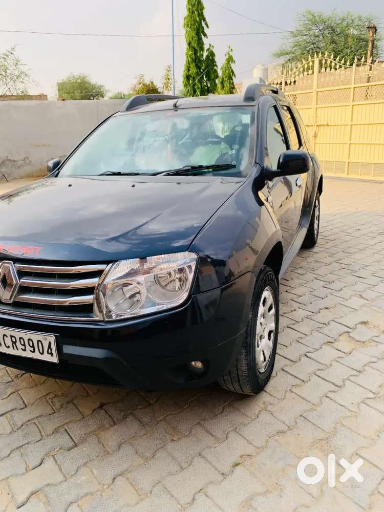 Renault Duster 2013/14 Model 
Diesel 173000