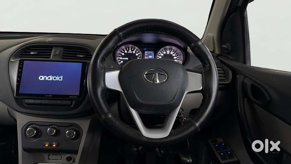 Tata Tiago Xe, 2018, Petrol