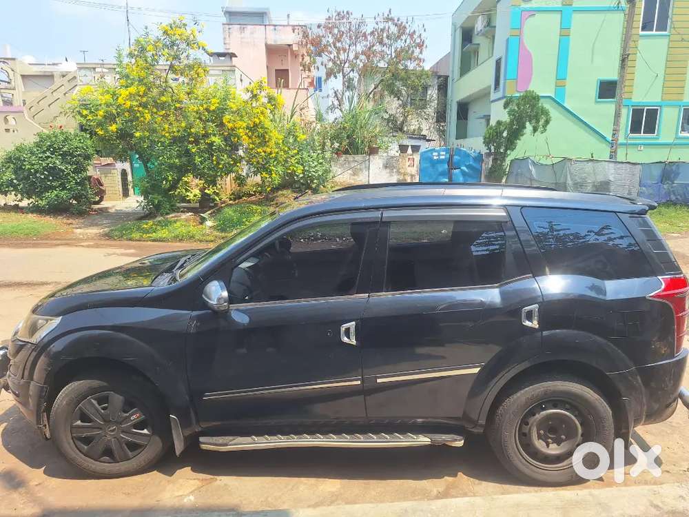 Mahindra Xuv500 2015