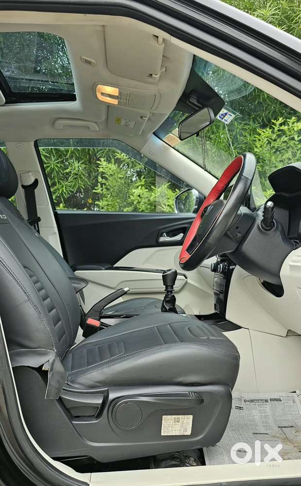 Mahindra Xuv 3xo Ax5 Ds Mt, 2024, Diesel