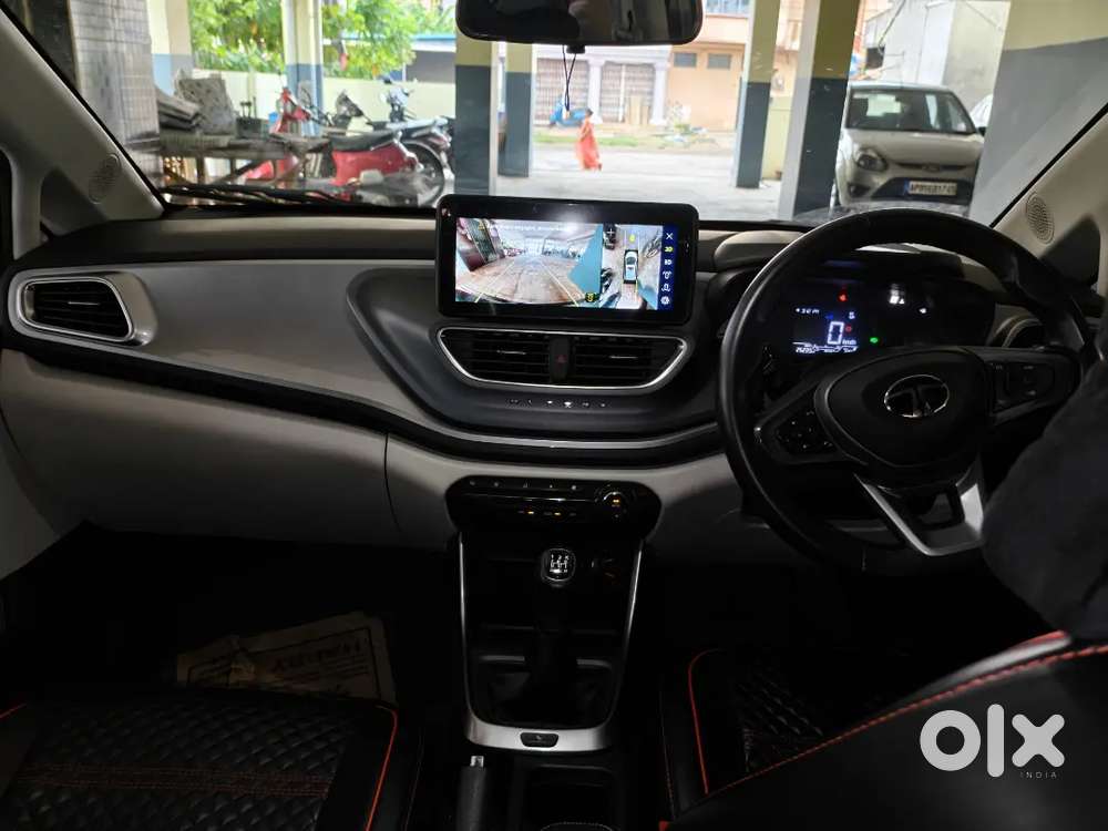 Tata Altroz 1.2 2024 Xz Lux Petrol Manual