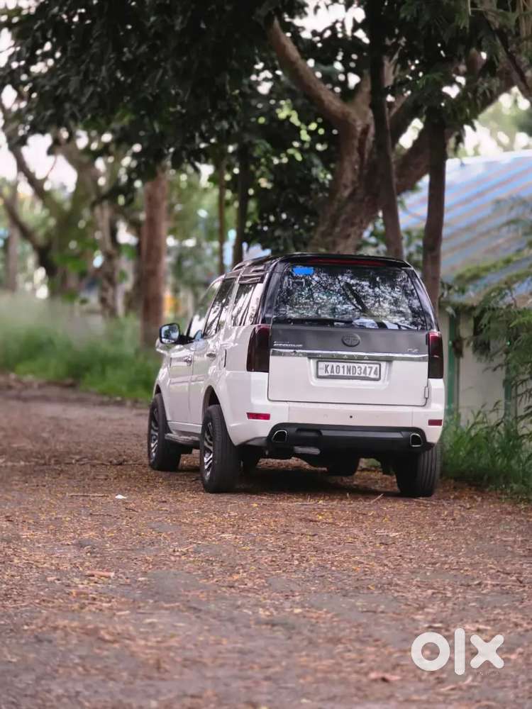 2013 Tata Safari Storme Diesel Manual